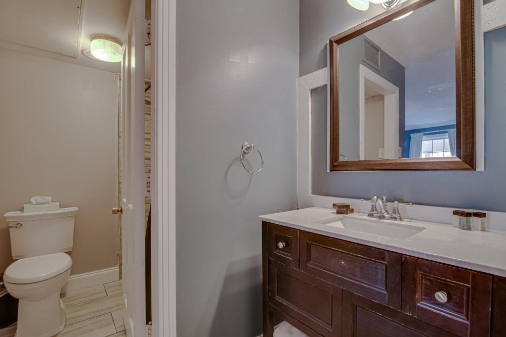 Malaga Inn Image 11