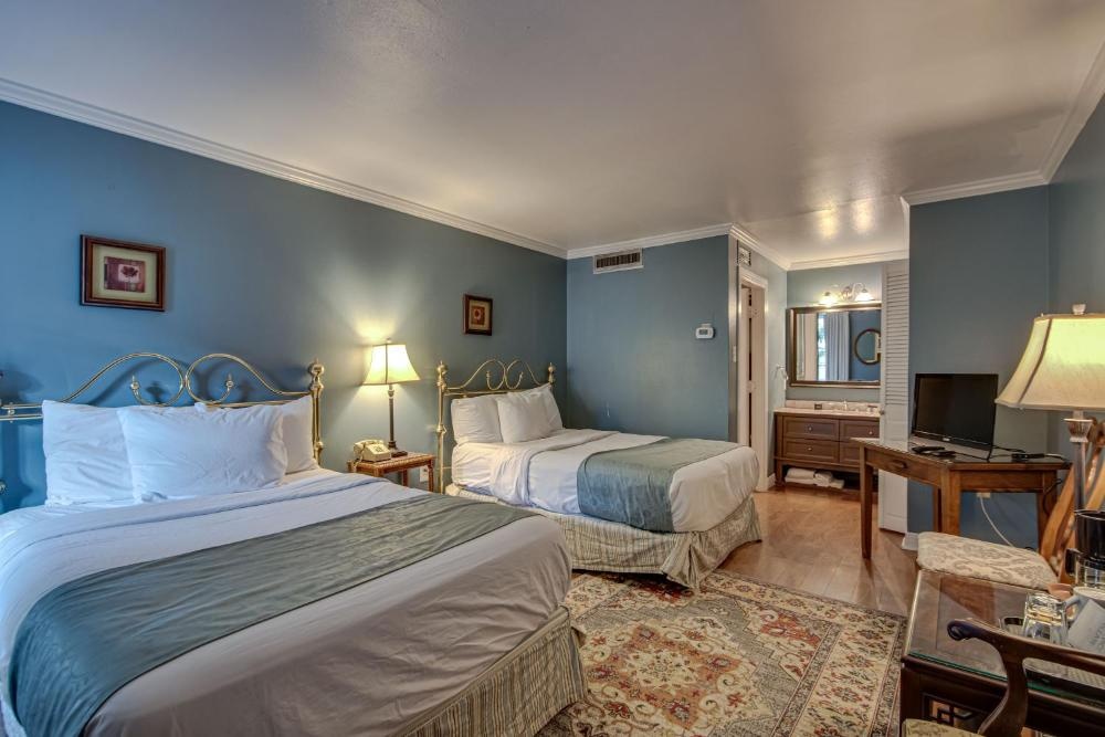 Malaga Inn Image 16