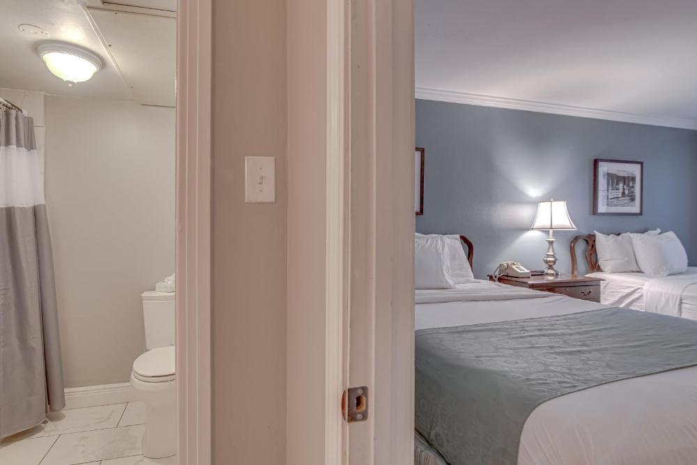 Malaga Inn Image 18