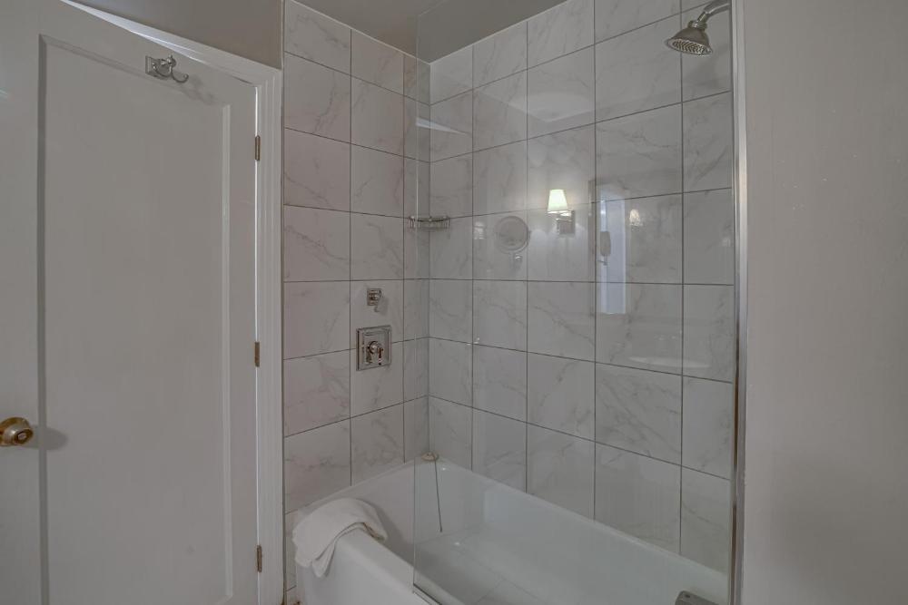 Malaga Inn Image 96