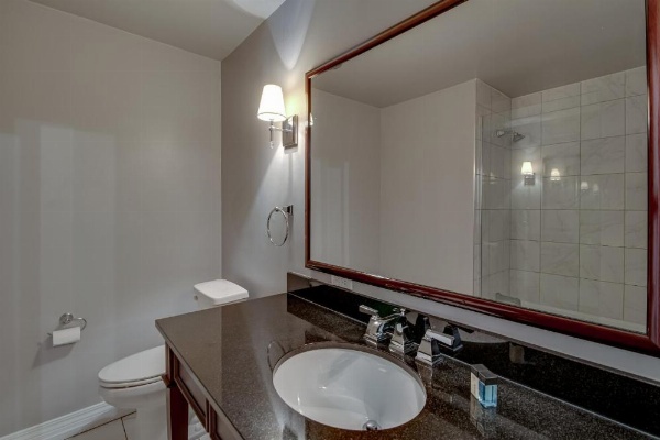 Malaga Inn image 95